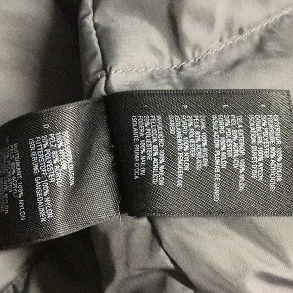 Women’s The North Face Ski Jacket - Picture 5 of 5